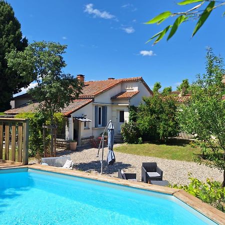Maison Avec Piscine Dans Village Provencal. Courthézon المظهر الخارجي الصورة
